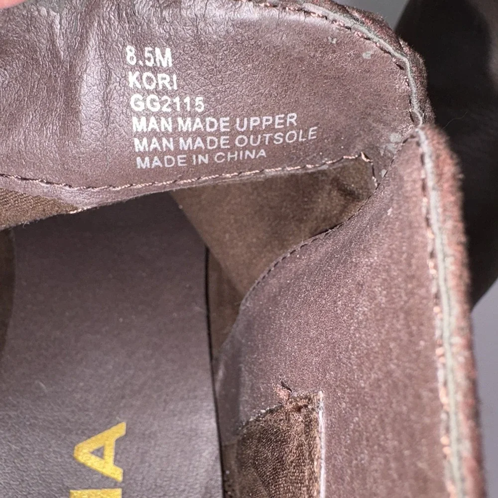 MIA women brown